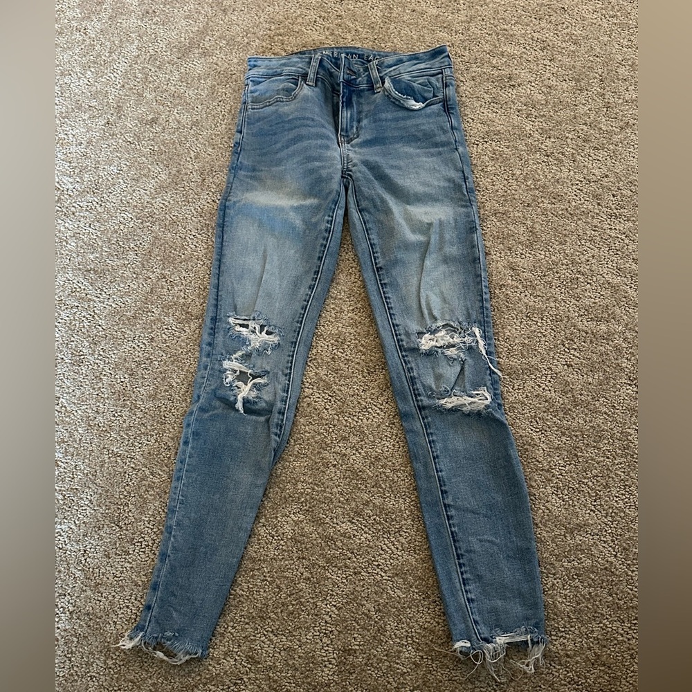 american eagle ripped jeans
